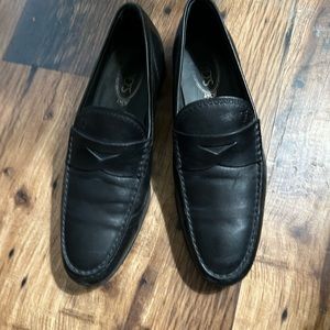 Tod’s  Penny Loafer sz 8 handmade Italy